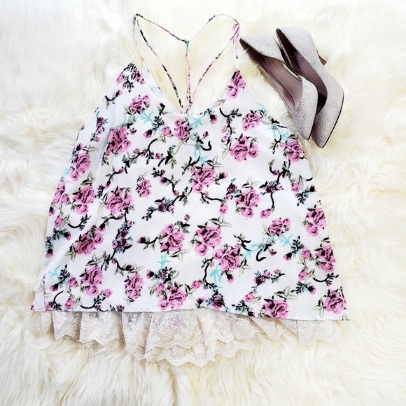 Umgee Floral Swing Tank Top Lace Trim Flowy NWT Size M Boho Cottagecore Romantic - Picture 1 of 8